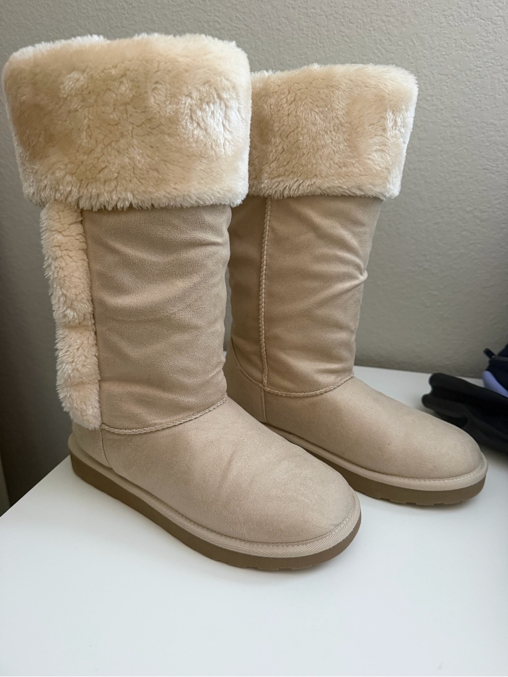 Classic New Heights Cuffable Winter Boots Beige